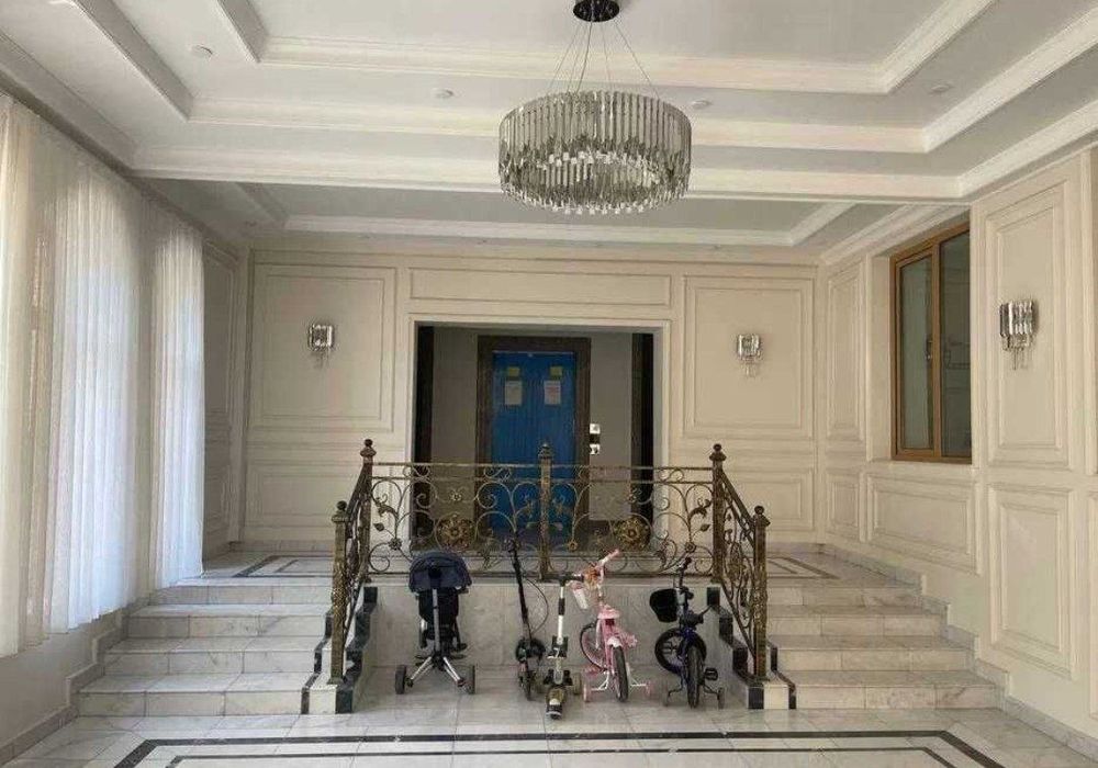 Квартира продается 3/3/7 на жк Akkurgan