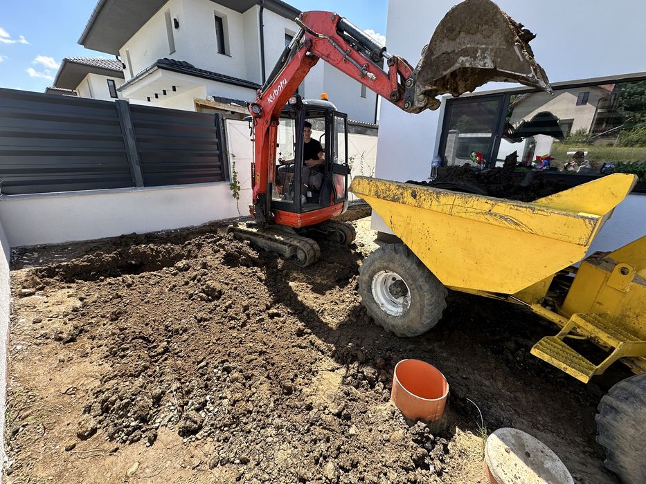 Inchiriez utilaje,excavator,dumper,cilindru,bobcat