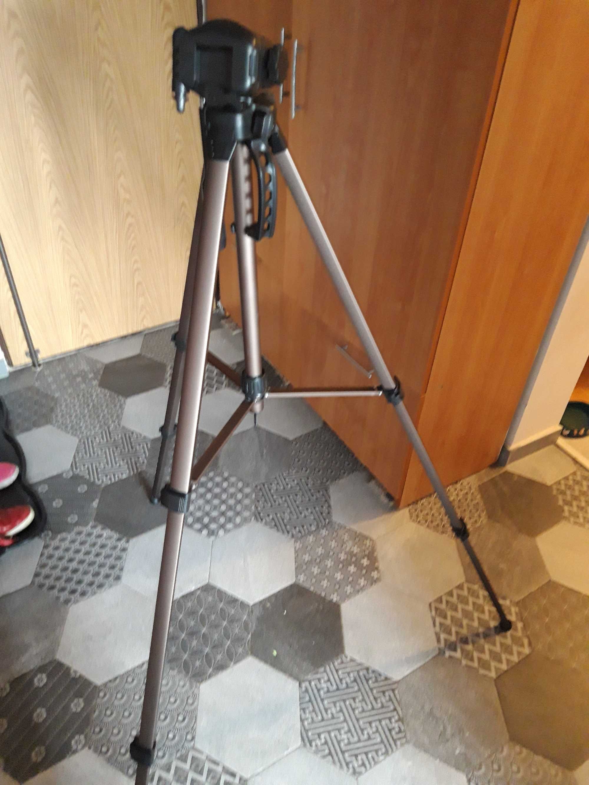 Trepied Walimex pro WT-3570 Basic-Tripod 168cm + geanta transport