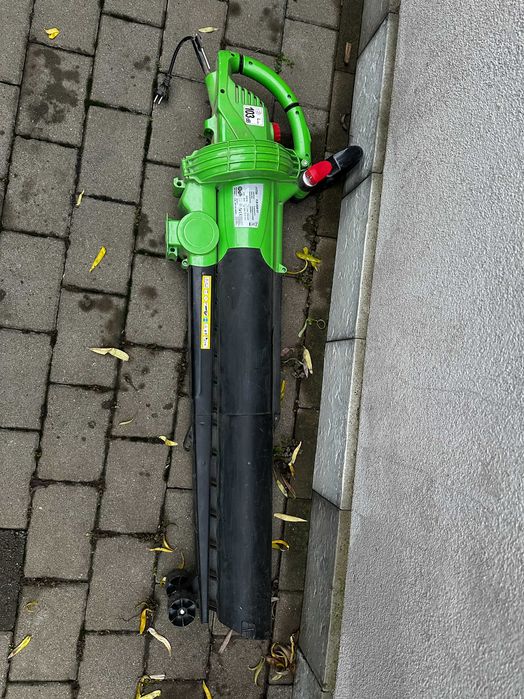 Suflantă de frunze FloreDeBest FLB 2500