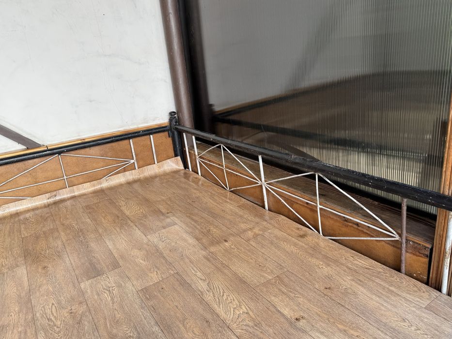 Продается металлический топчан (сўри)