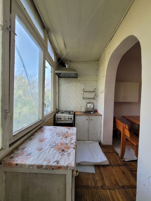 Срочно!Юнусабад 2 квартал 2/4/4 метро Шахристанская