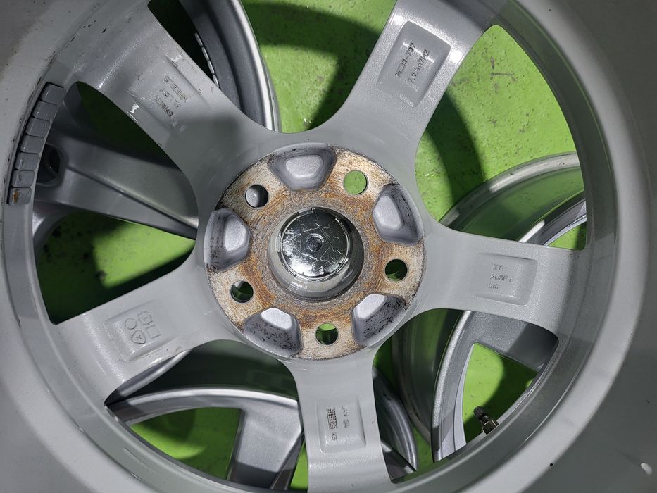 17 5x112 Vw Passat Touran Caddy Golf Skoda Audi