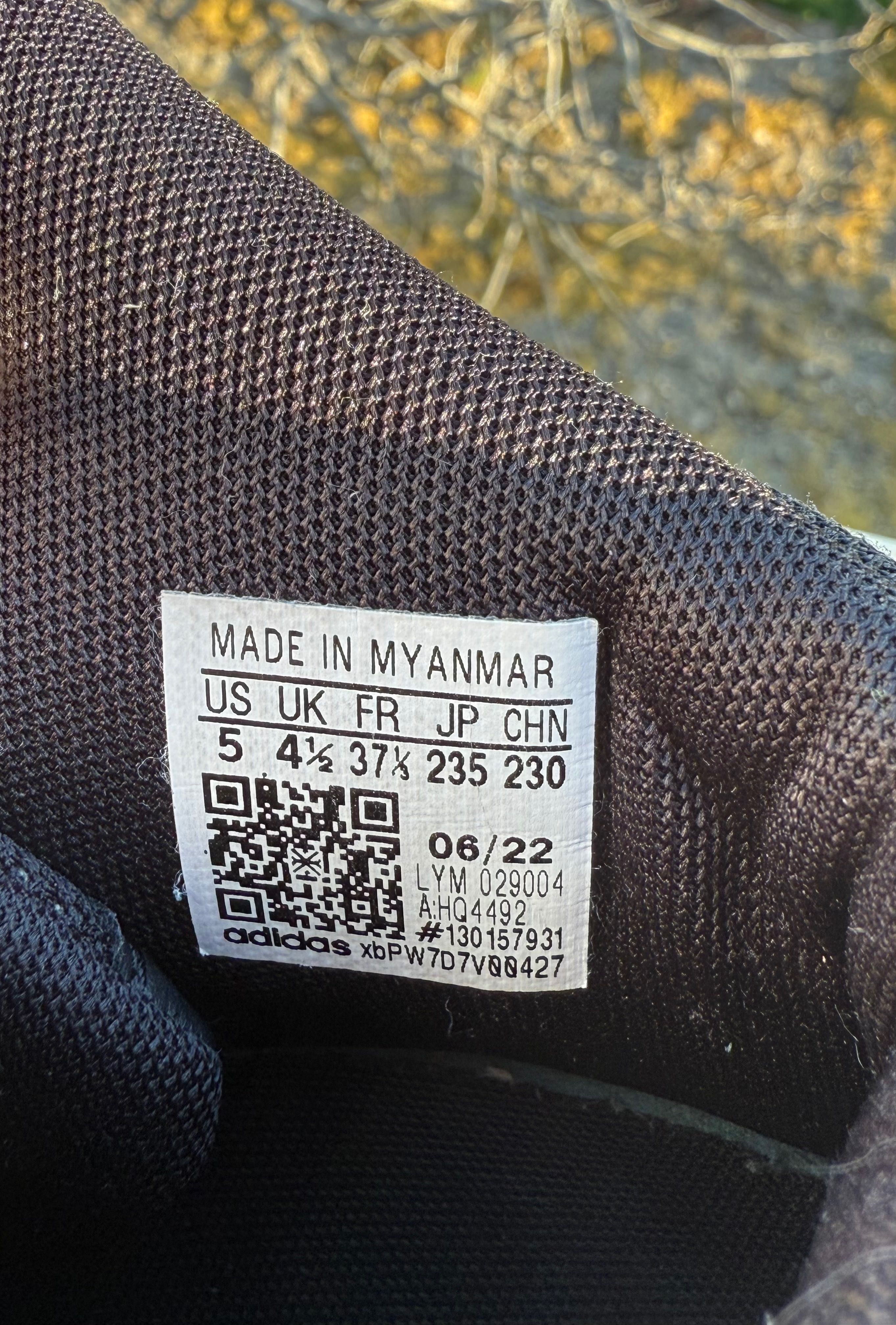 Маратонки ADIDAS