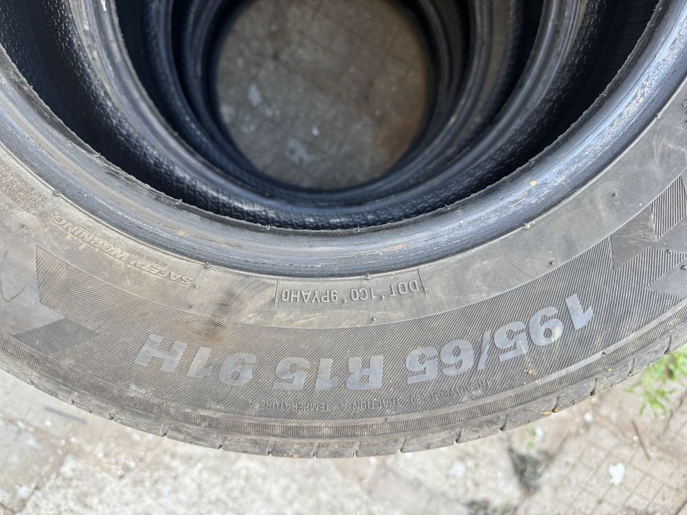 4 бр.летни гуми KUMHO 195/65/15
