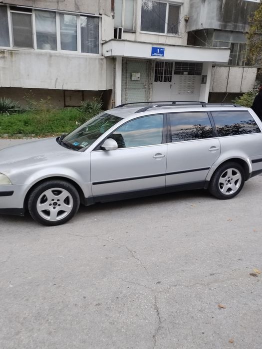 Продавам VW Pasat b52005год.1.9тди 131коня
Цена 3500лв
За повече инфо
