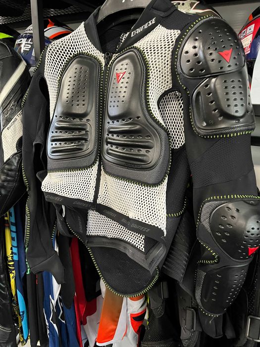 Мото ризница-протектор DAINESE ULTMATE GUARD XXL-58,като нова