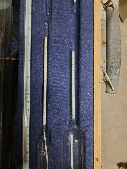 Комплект ареометр для кислот.