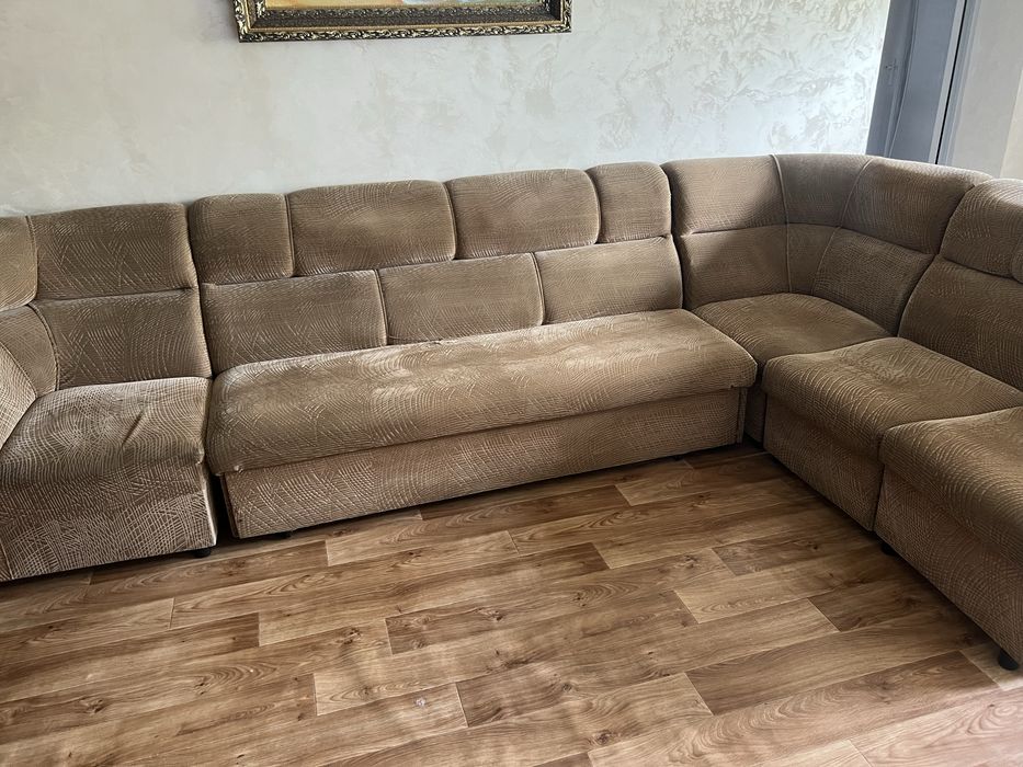 Продам диван пришахтинск срочно