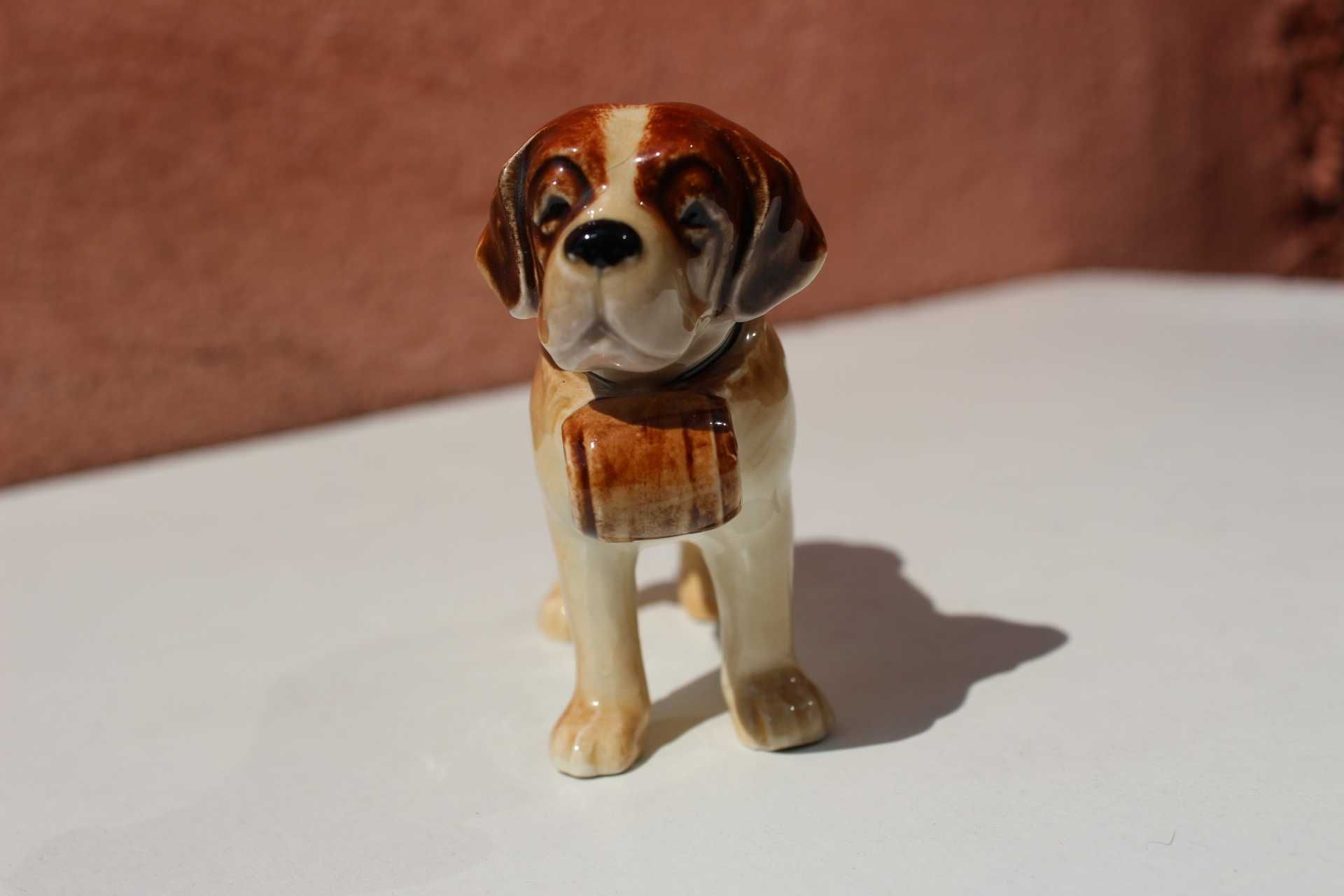 Figurina portelan caine St Bernard, GOEBEL, Germania