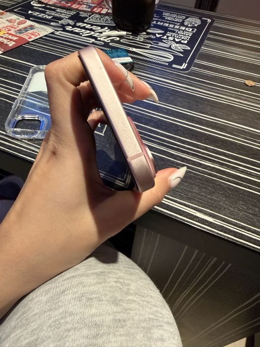 iPhone 15 розов 128 gb
