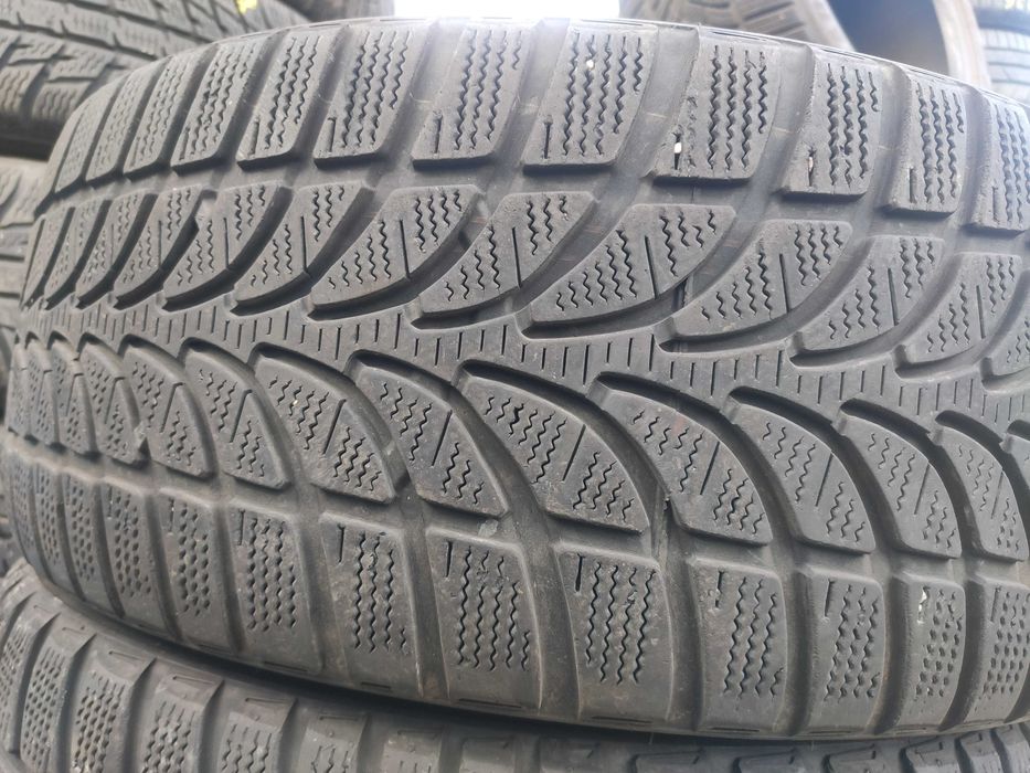 2бр Зимни гуми 225 45 18 - Bridgestone