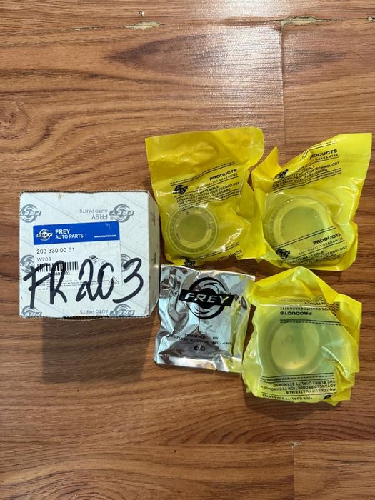 Продаю запчасти на Мерседес