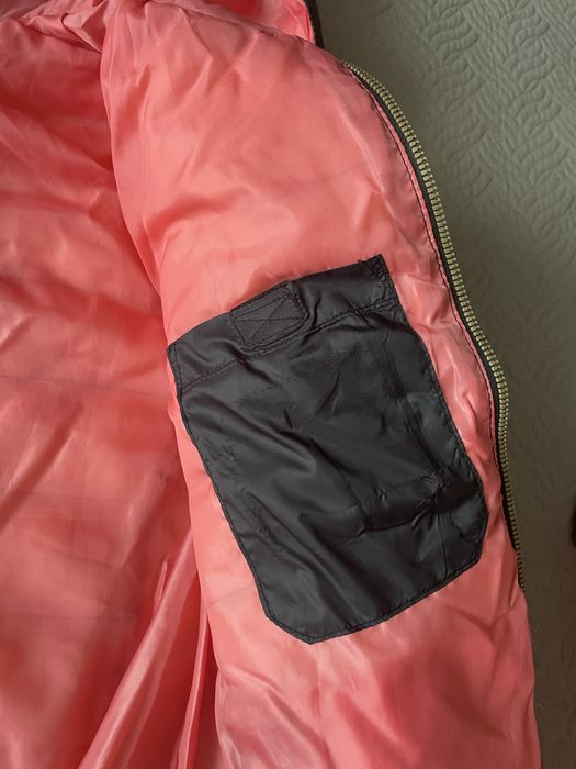 Черно олекотено яке за девойка ръст 152