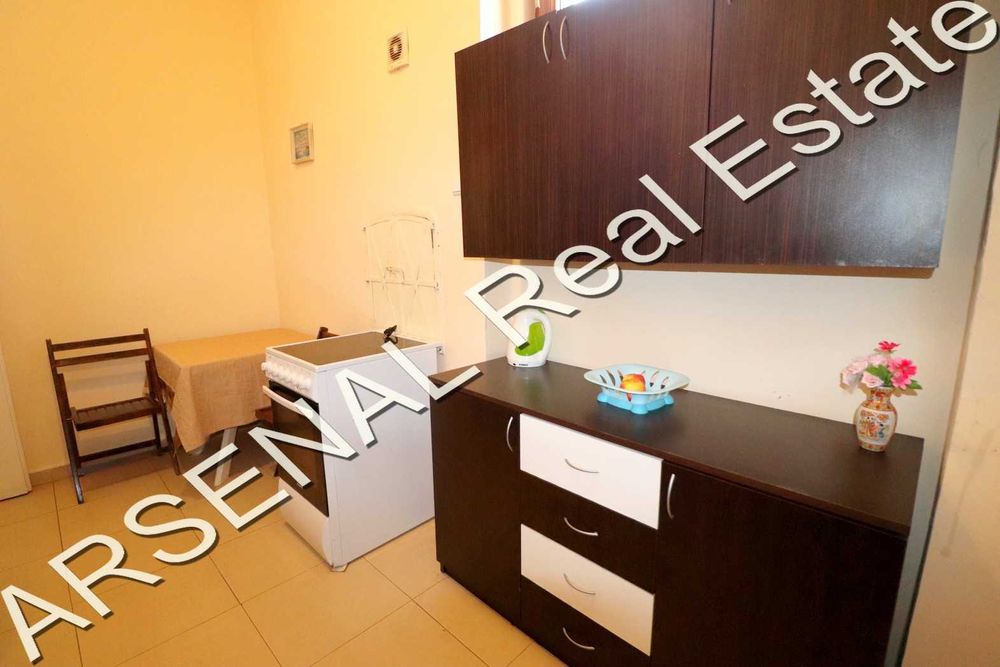 Дава се под наем Четиристаен апартамент в София, Център - 120 кв.м за 750 € - Снимка #1