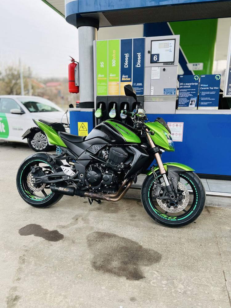 Kawasaki Z750R 2011