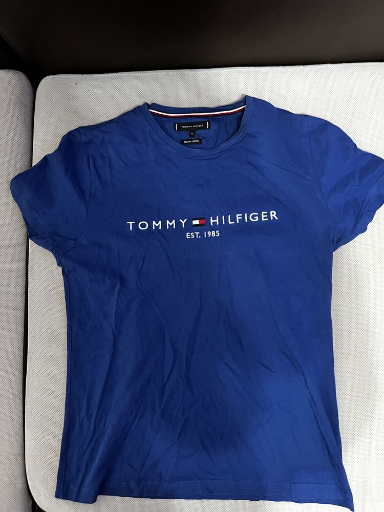 Tricouri Tommy Hilfiger Marimea M