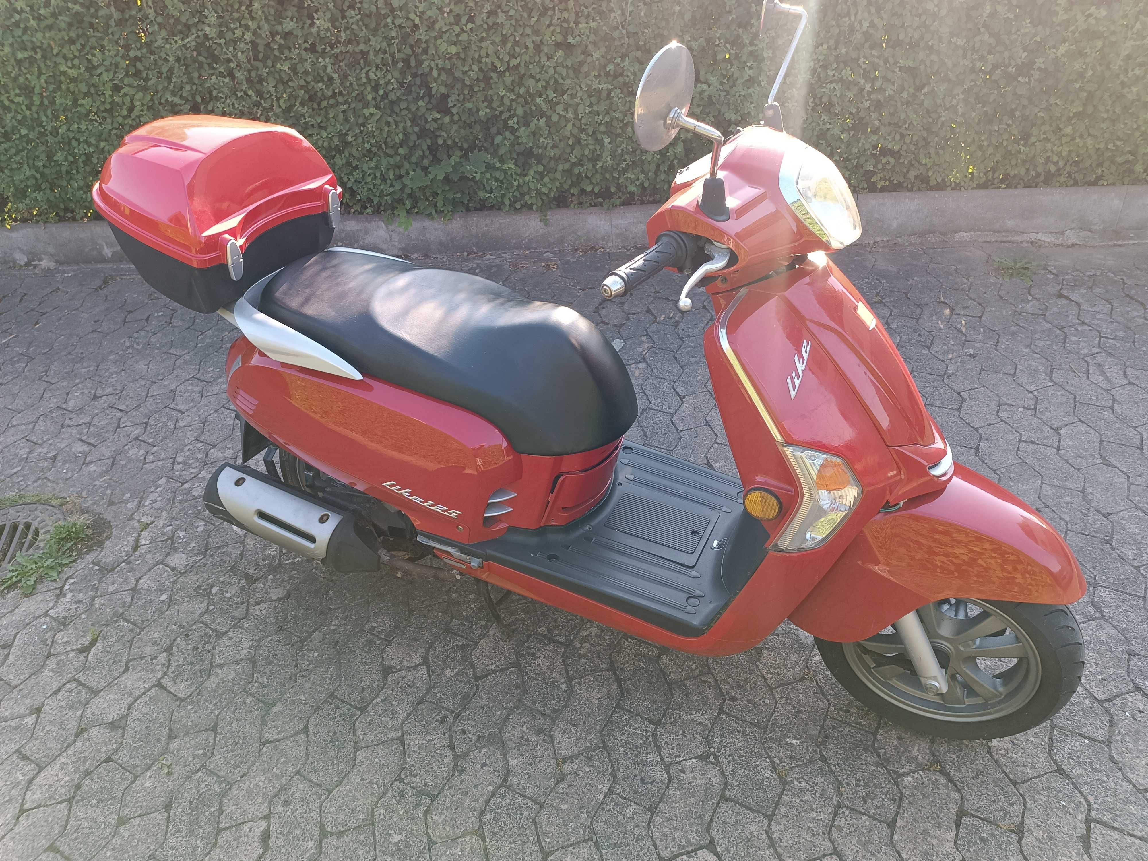 Скутер Kymco like 125