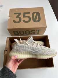 Yeezy 350 V2 citrin