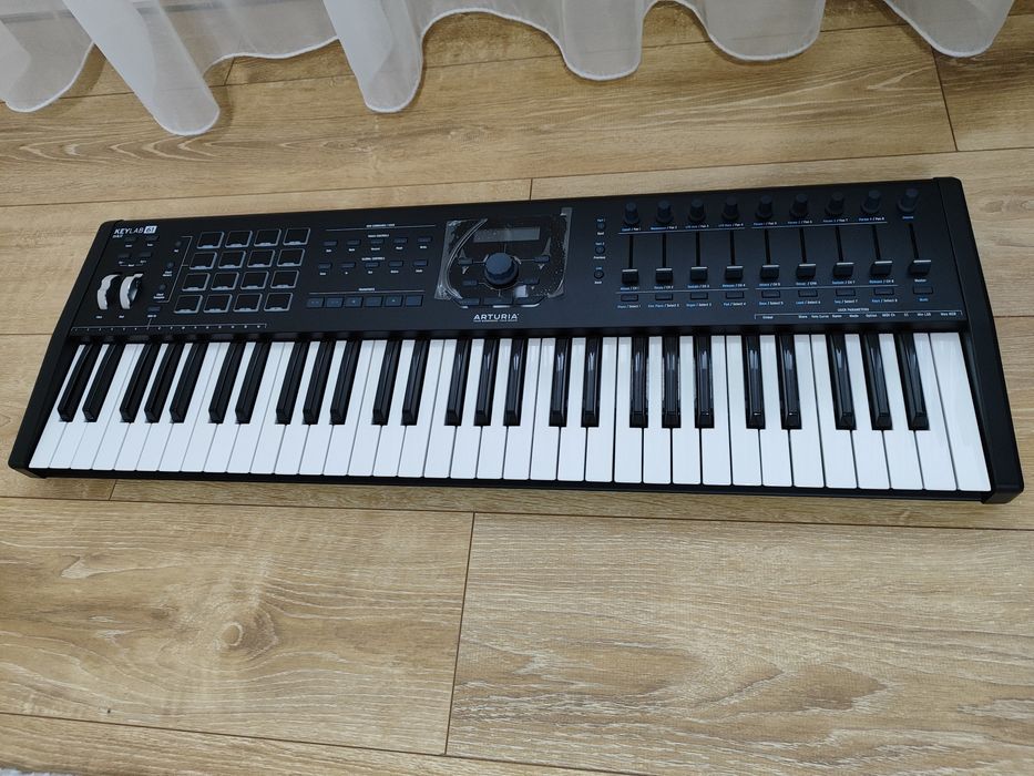 Arturia Keylab mkII 61 Black Keyboard