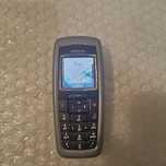 GSM Nokia 2600 работещ и с трите оператора + оригинално зарядно