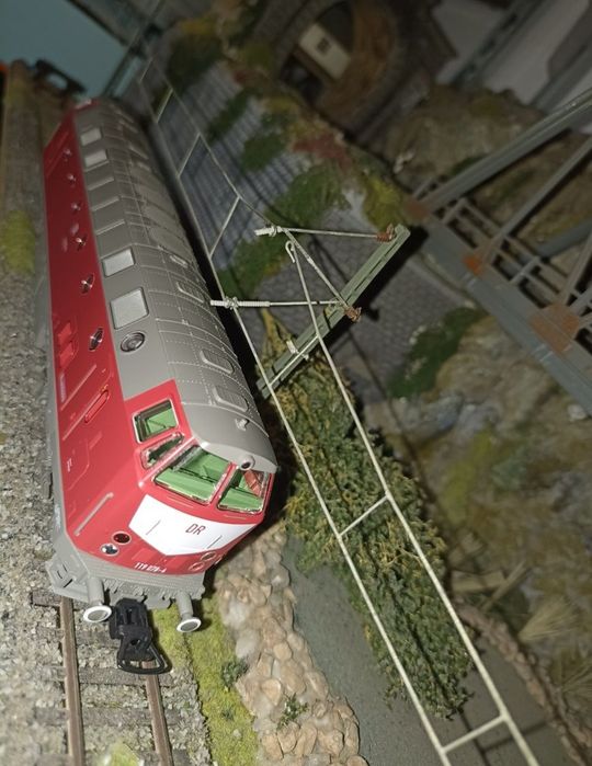 Locomotiva diesel BR 119

Model din gama Piko Expert.

In realitate,