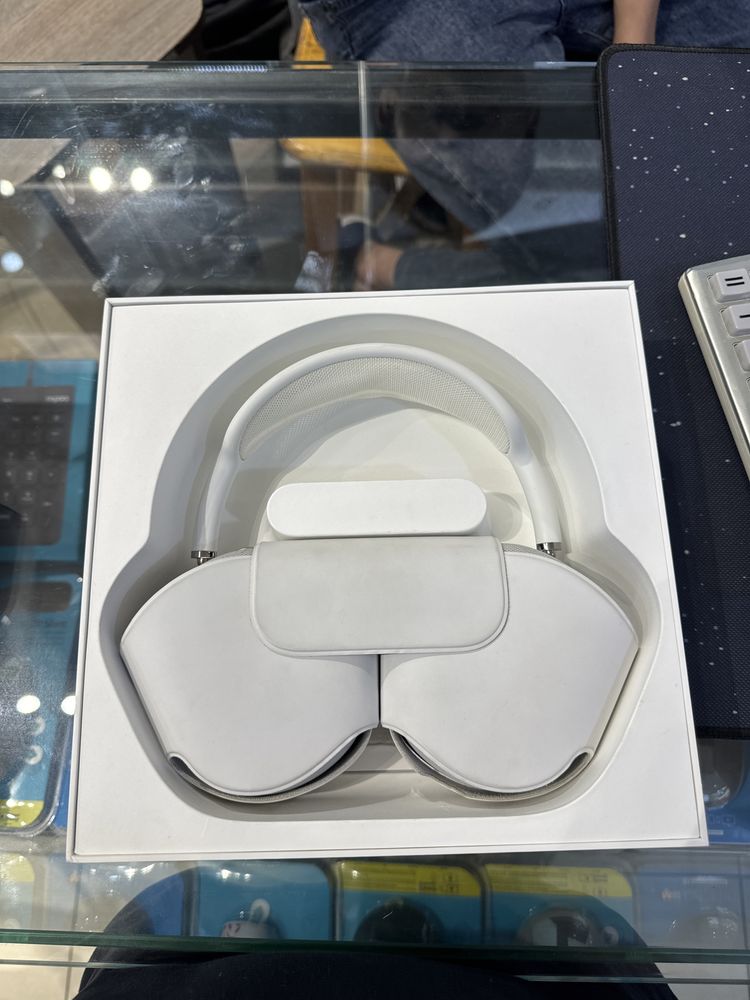 Apple air pods max silver ideal sastayana