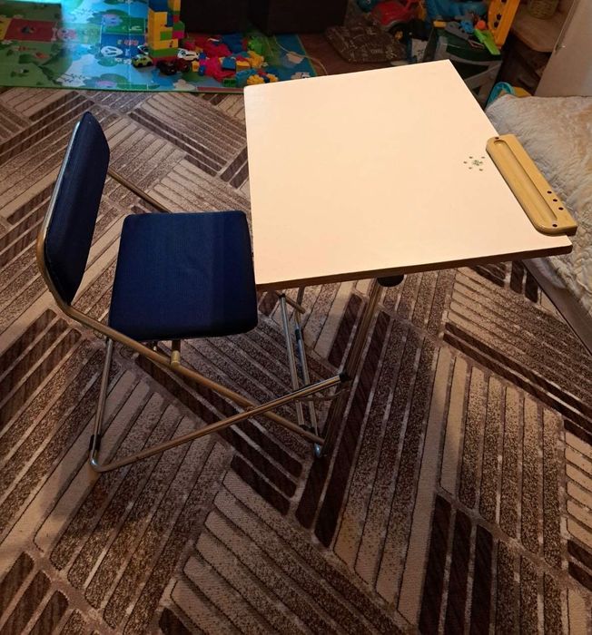 Ретро сгъваем чин