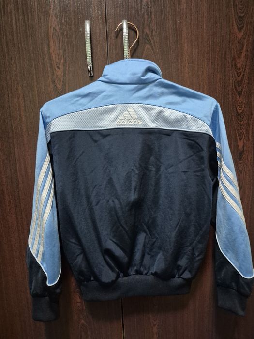 Продавам маркови дрехи