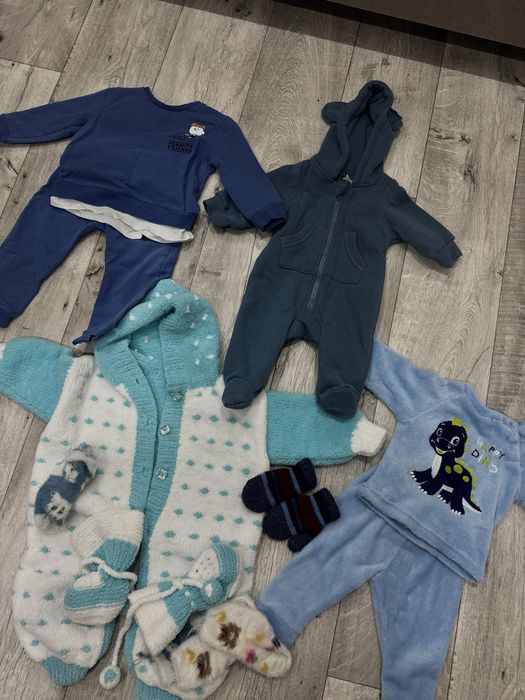 Отдам детские вещи