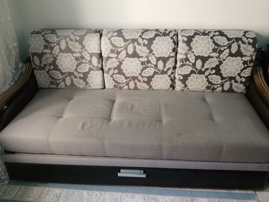 Продам диван самовывоз