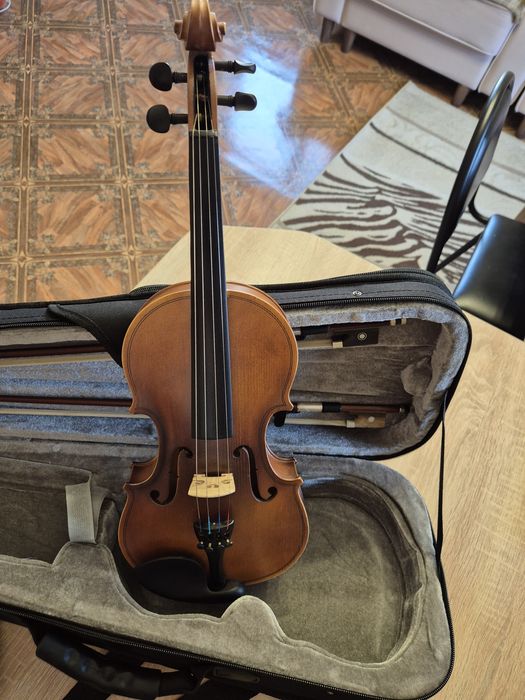 Продам скрипку Sonata 1/4