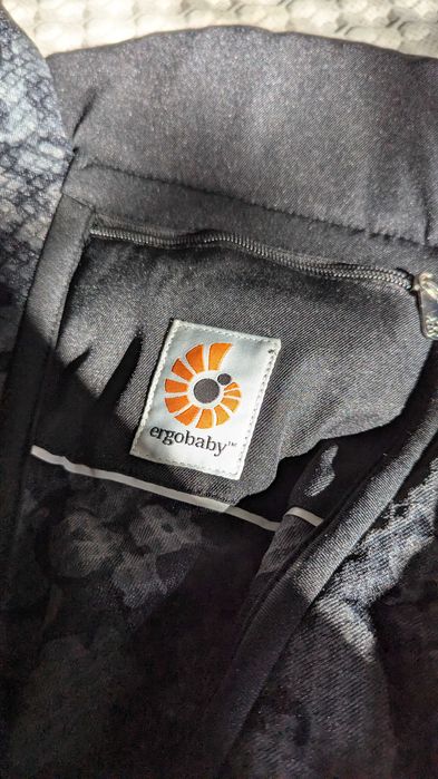 Ergobaby adapt ергономична раница