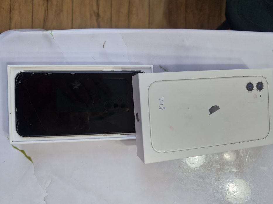 IPHONE 11 продам