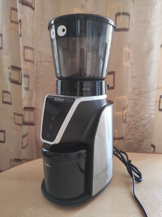 Кофемолка Kitfort КТ-784