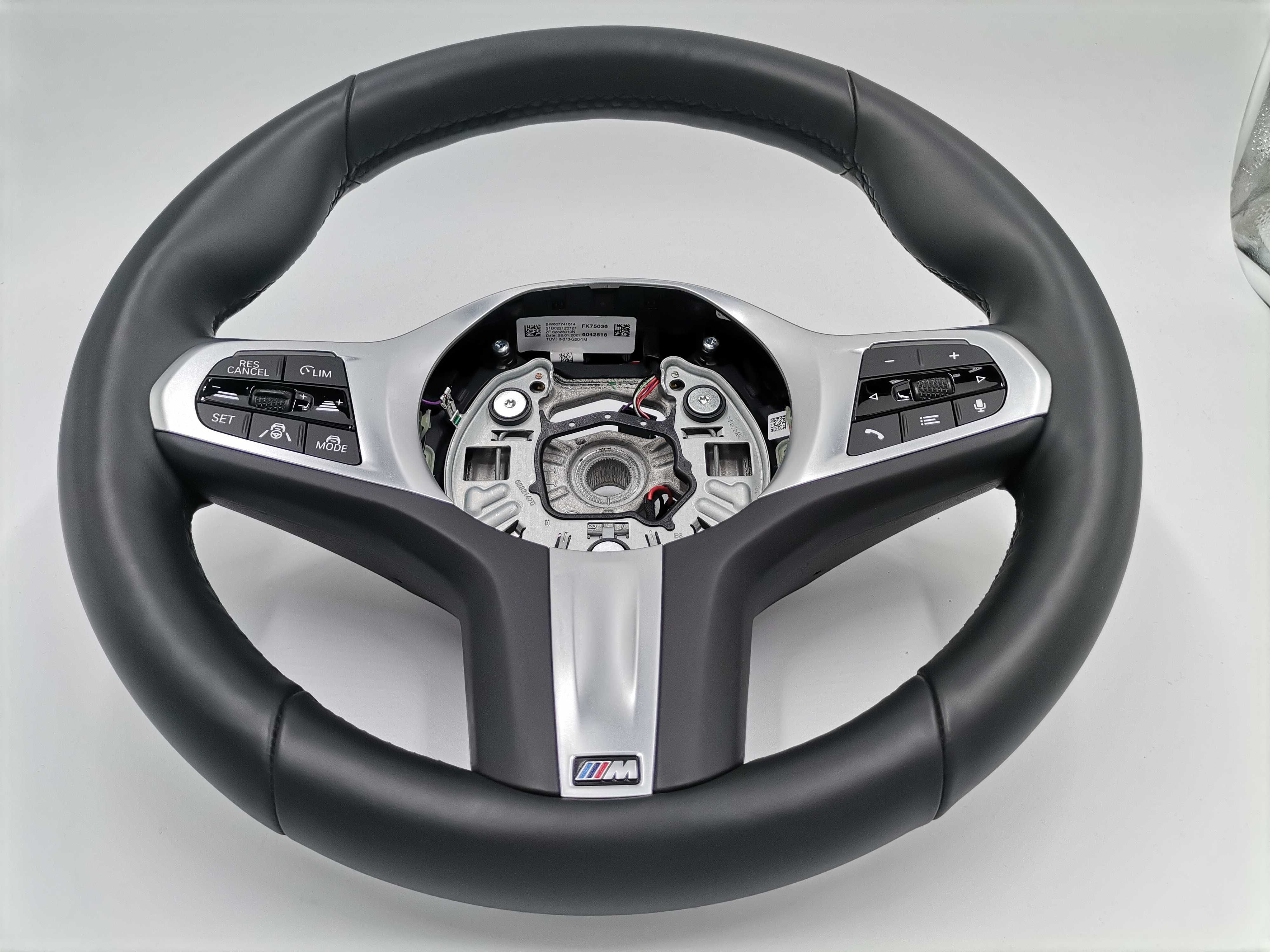 M Sport Спортен Волан BMW G20 G21 G22 G26 G30 G31 G14 G15 G01 G11 G05