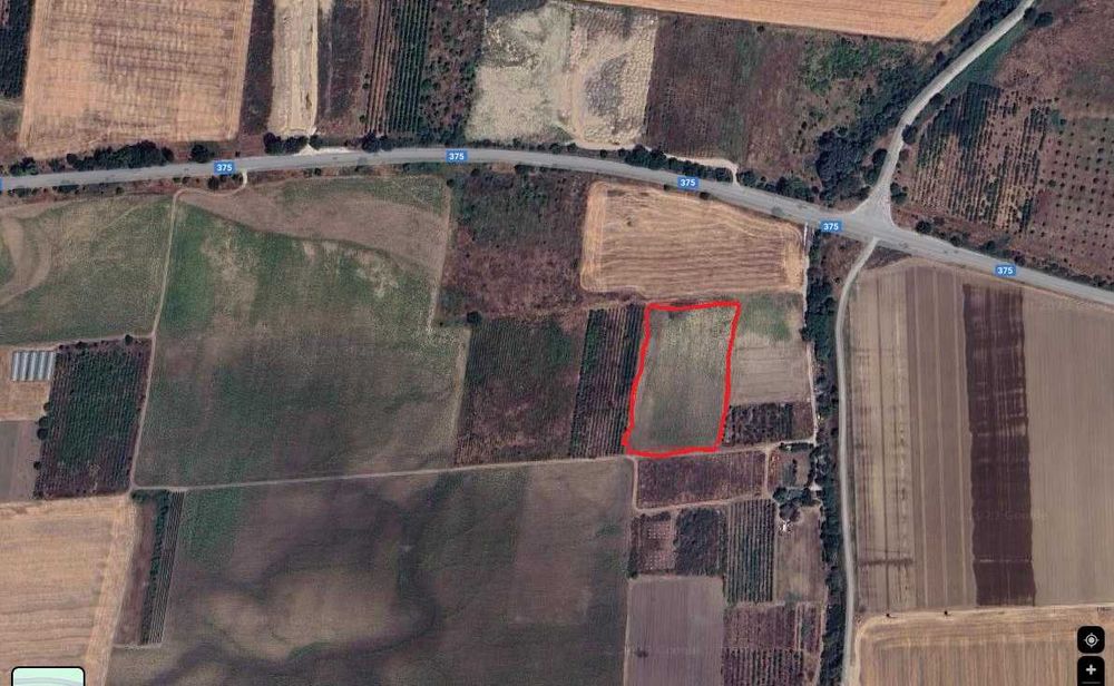 Продава земеделска земя 10дка с.Оризари