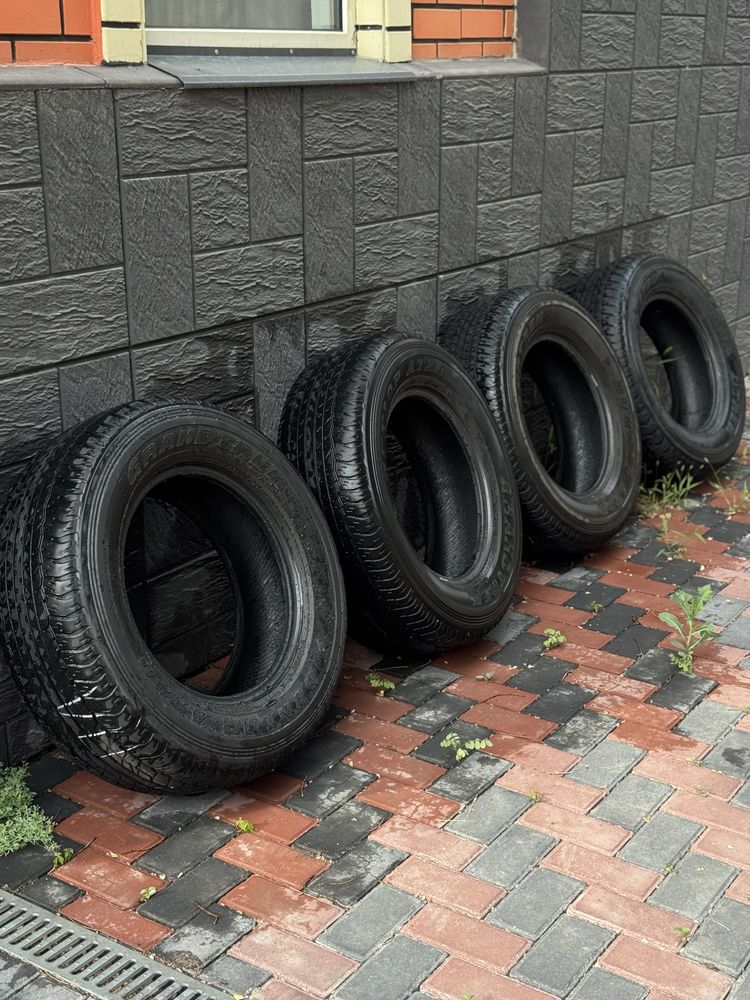 Шины Dunlop 265/65/17 AT20