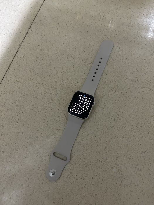 Apple Watch SE 40мм