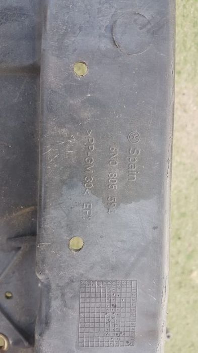 Trager / Tragher / Panou Frontal / Calandru VW Polo 6N Fara AC 1999 - 2002