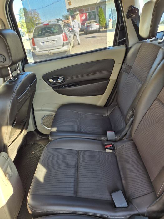 Vând Renault Scenic 3