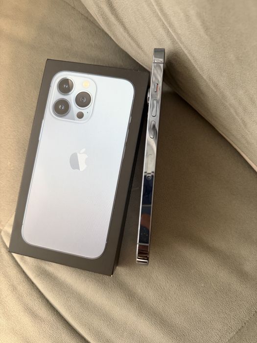 Iphone 13pro/Sierra Blue
