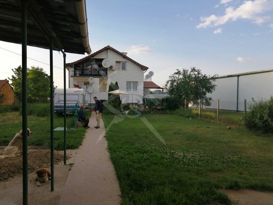 Продава се Къща в София, Хладилника - 360 кв.м за 625 €/кв.м - Снимка #6