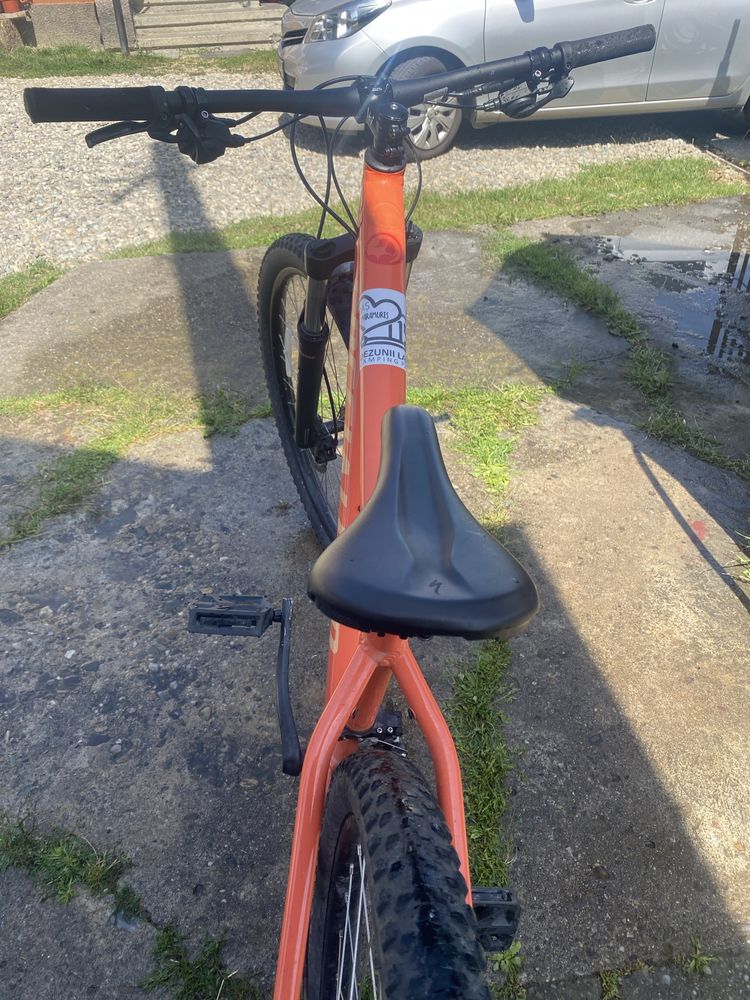 Vand specialized rockhopperan 2023 cu piese originale