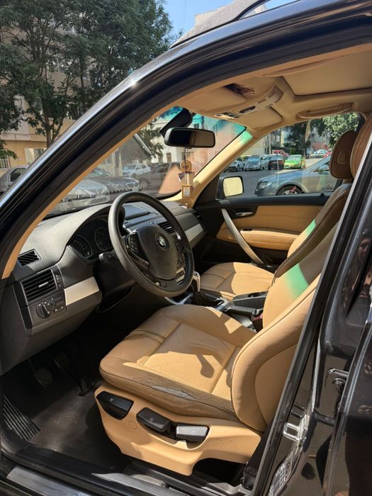 Vand bmw x3 , stare buna de functionare
