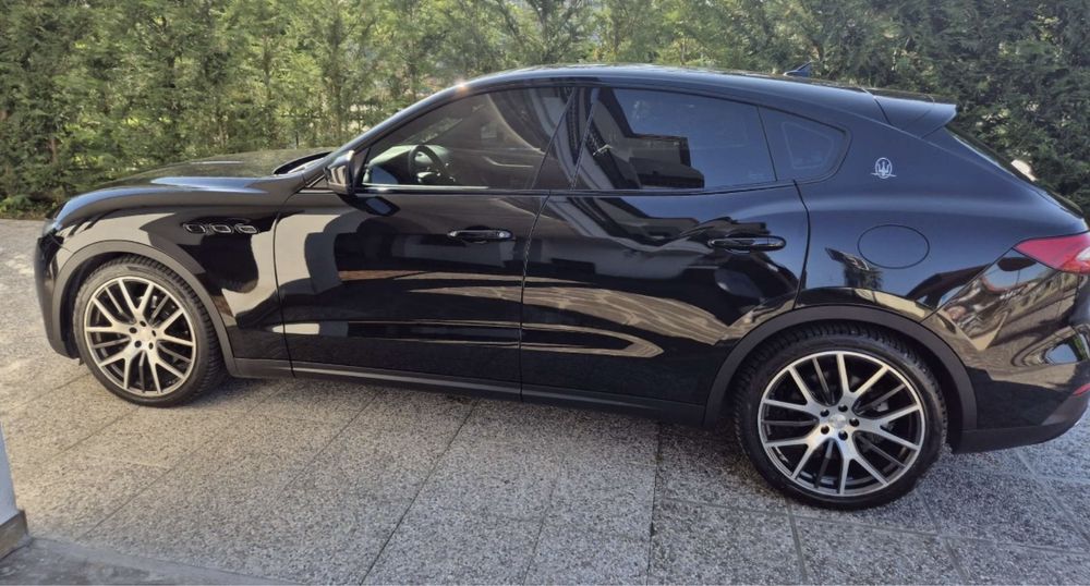 Vand maserati levante ca noua !2018
