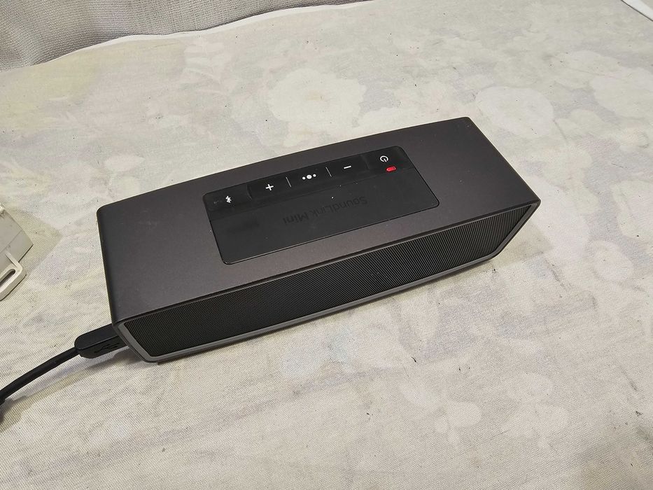 Defect Bose Soundlink nu porbeste muzica