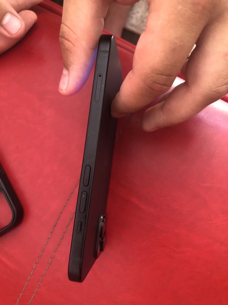 Iphone 15 Nou Vand urgent