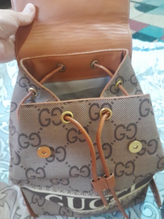 Продам рюкзак почти новый