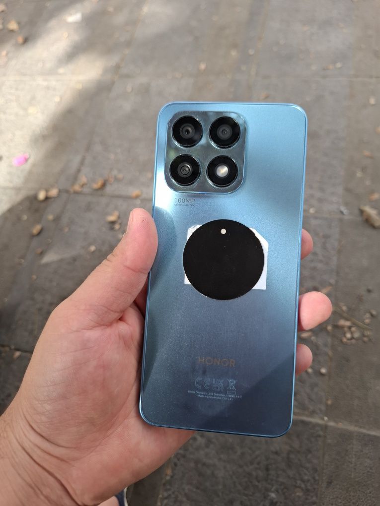 Срочно продаётся Honor X8A 8/128